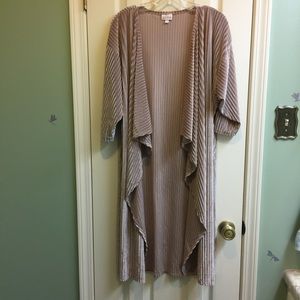 NWOT - LuLaRoe Velvet Shirley
